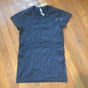 Lululemon swiftly tech size 6